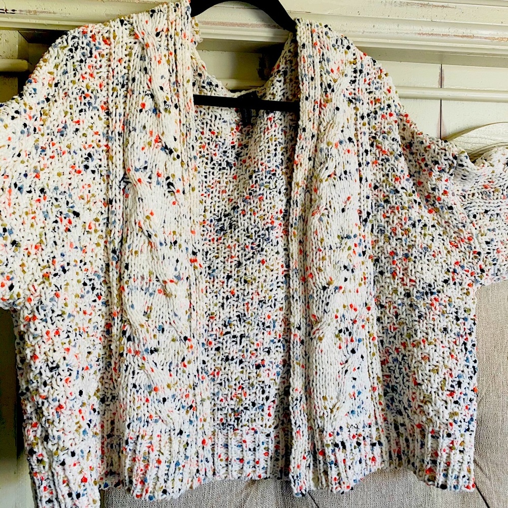 Cropped cardigan